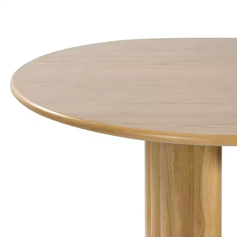 Table à manger ovale de 79 po pour 6 à 8 personnes – Bord en arc, piètement rayé, style ferme moderne, naturel