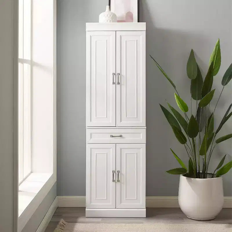 Armoire de rangement de cuisine de 78" – 5 étagères, 4 portes, 1 tiroir